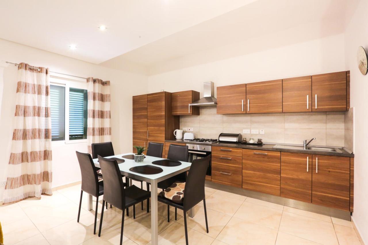 Valletta Triton Apartment Exterior photo